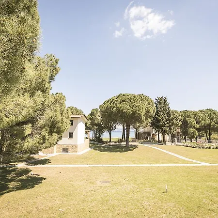 Apollo Beachfront House In #feelslikehome