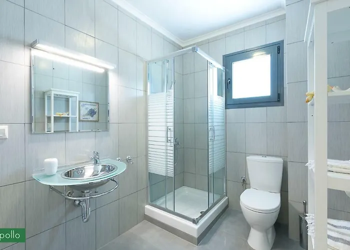 Apollo Beachfront House In #feelslikehome *