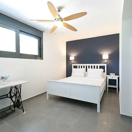 Сasa de vacaciones Apollo Beachfront House In #feelslikehome Pefkochori